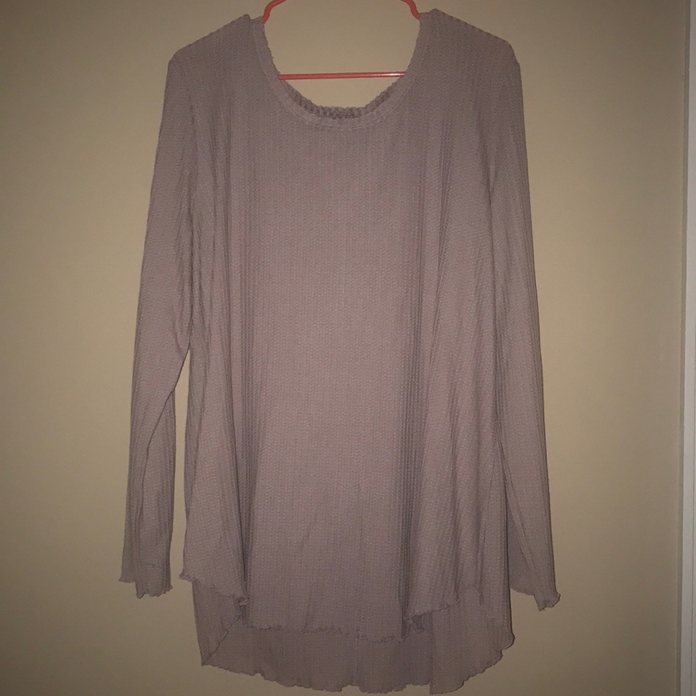 Light purple long sleeve tunic.